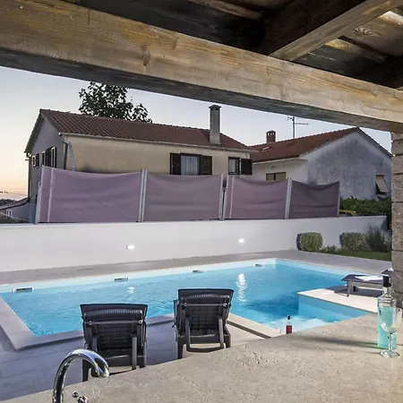 Ferienhaus Georgine By Interhome *